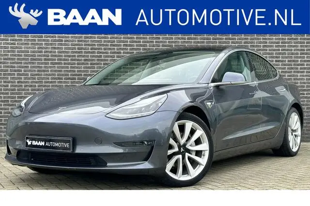 Photo 1 : Tesla Model 3 2019 Electric