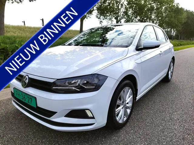 Photo 1 : Volkswagen Polo 2018 Petrol