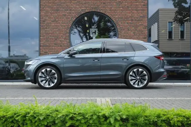 Photo 1 : Skoda Enyaq 2021 Électrique