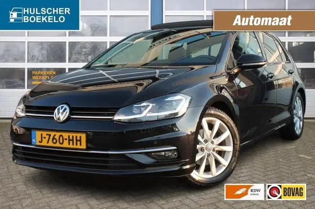 Photo 1 : Volkswagen Golf 2017 Petrol