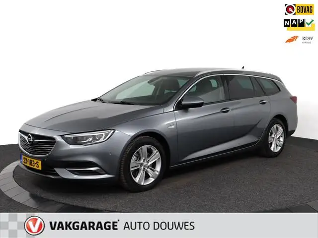 Photo 1 : Opel Insignia 2018 Essence