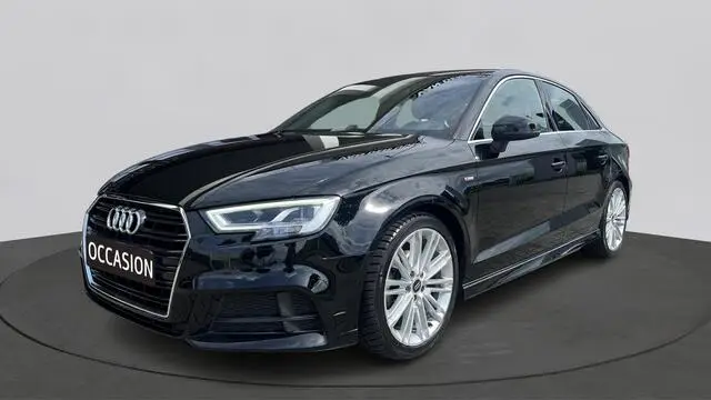 Photo 1 : Audi A3 2019 Petrol