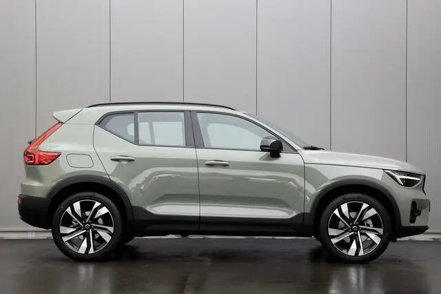 Photo 1 : Volvo Xc40 2024 Essence