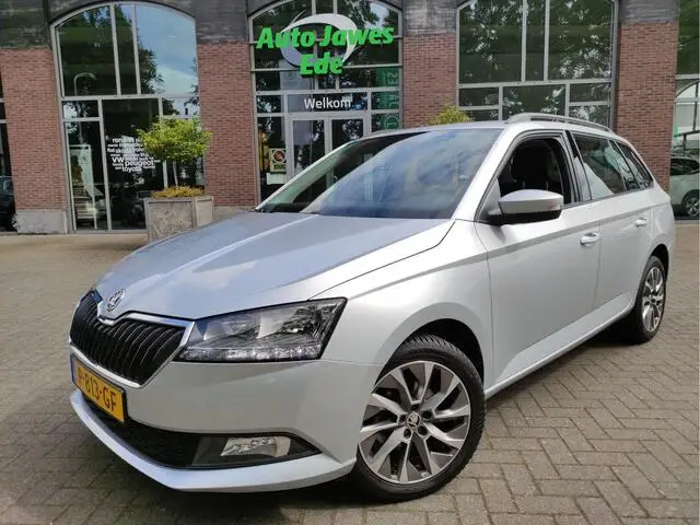 Photo 1 : Skoda Fabia 2022 Essence