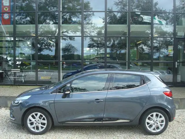 Photo 1 : Renault Clio 2019 Petrol