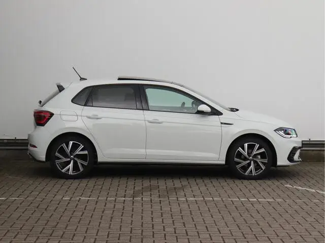 Photo 1 : Volkswagen Polo 2024 Petrol