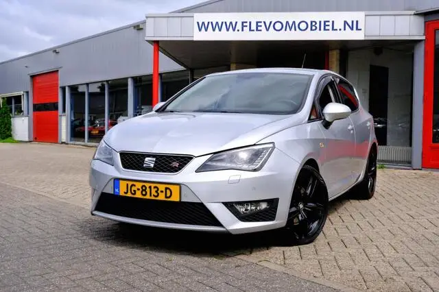 Photo 1 : Seat Ibiza 2016 Petrol