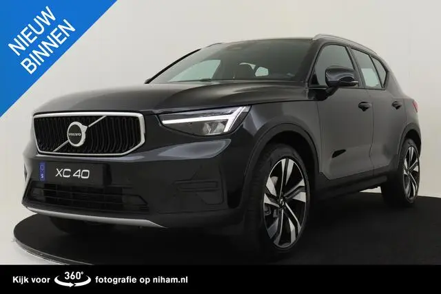 Photo 1 : Volvo Xc40 2024 Hybride