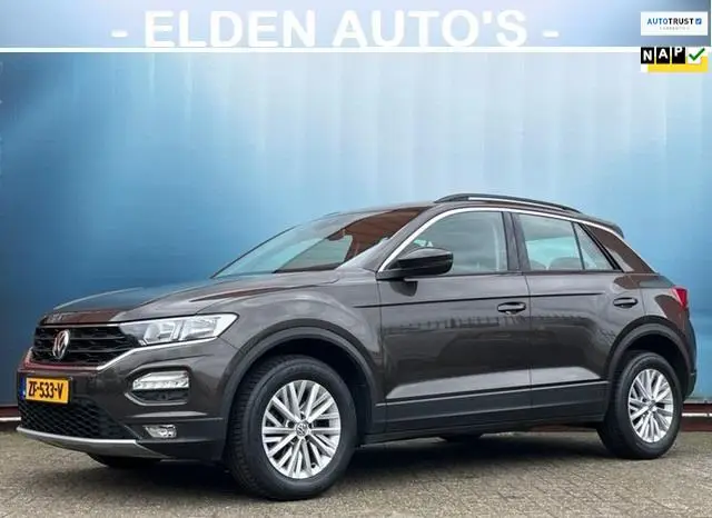 Photo 1 : Volkswagen T-roc 2019 Essence