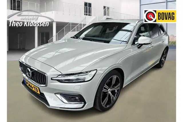 Photo 1 : Volvo V60 2020 Essence