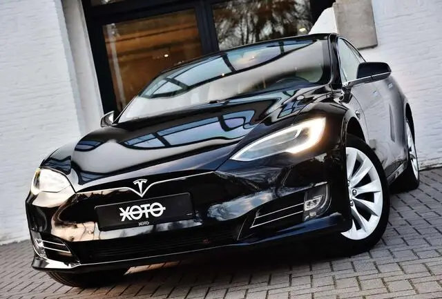 Photo 1 : Tesla Model S 2019 Electric