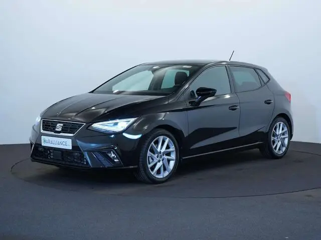 Photo 1 : Seat Ibiza 2023 Petrol