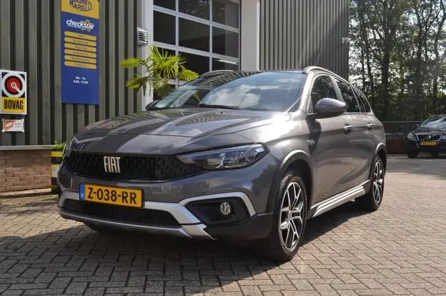 Photo 1 : Fiat Tipo 2023 Hybride