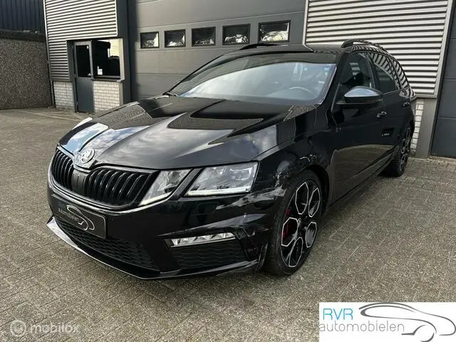 Photo 1 : Skoda Octavia 2018 Petrol