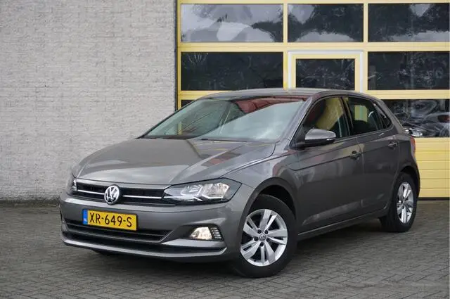 Photo 1 : Volkswagen Polo 2019 Petrol