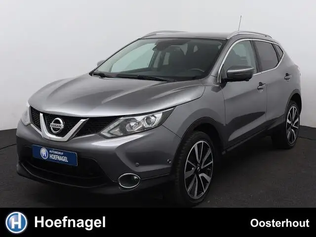 Photo 1 : Nissan Qashqai 2016 Petrol