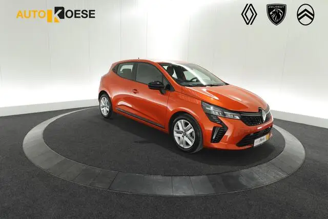 Photo 1 : Renault Clio 2023 Essence