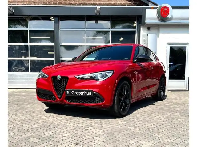 Photo 1 : Alfa Romeo Stelvio 2020 Petrol