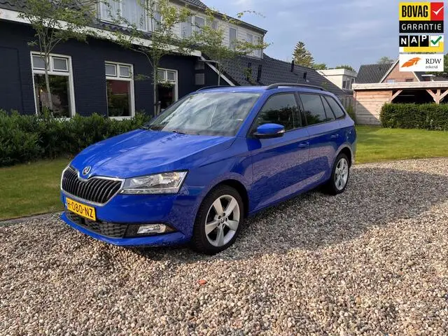 Photo 1 : Skoda Fabia 2020 Petrol