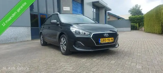 Photo 1 : Hyundai I30 2021 Petrol