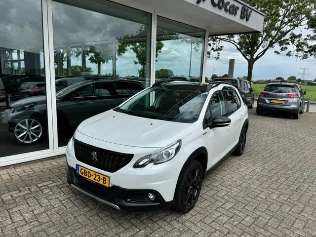 Photo 1 : Peugeot 2008 2018 Essence