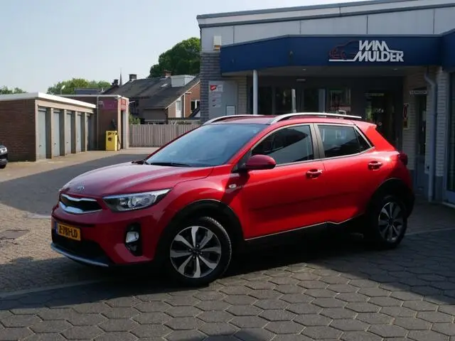 Photo 1 : Kia Stonic 2021 Petrol