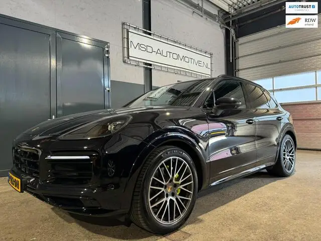 Photo 1 : Porsche Cayenne 2022 Hybrid