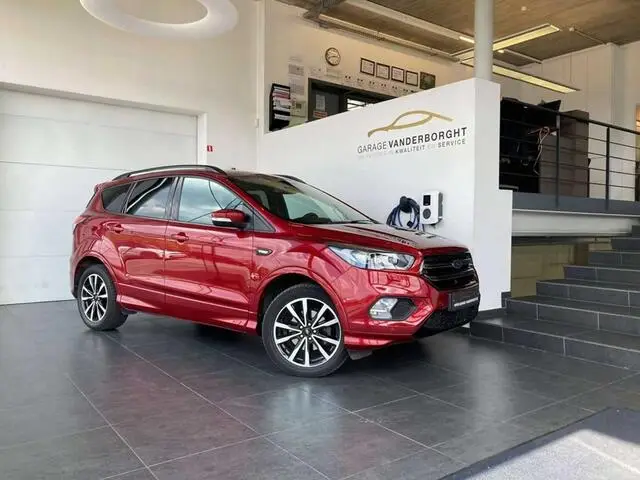 Photo 1 : Ford Kuga 2019 Essence