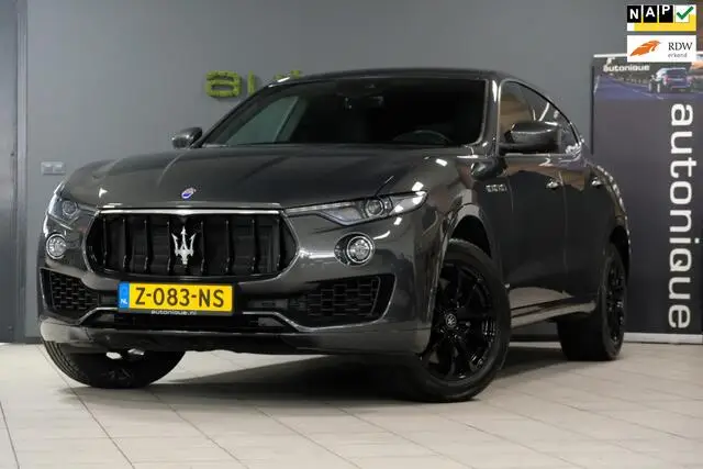 Photo 1 : Maserati Levante 2016 Petrol