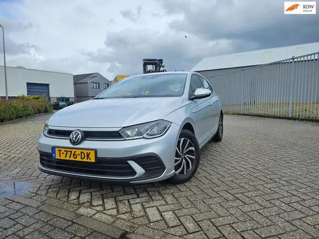 Photo 1 : Volkswagen Polo 2023 Petrol