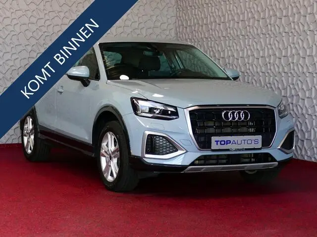 Photo 1 : Audi Q2 2024 Essence