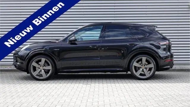 Photo 1 : Porsche Cayenne 2021 Hybrid