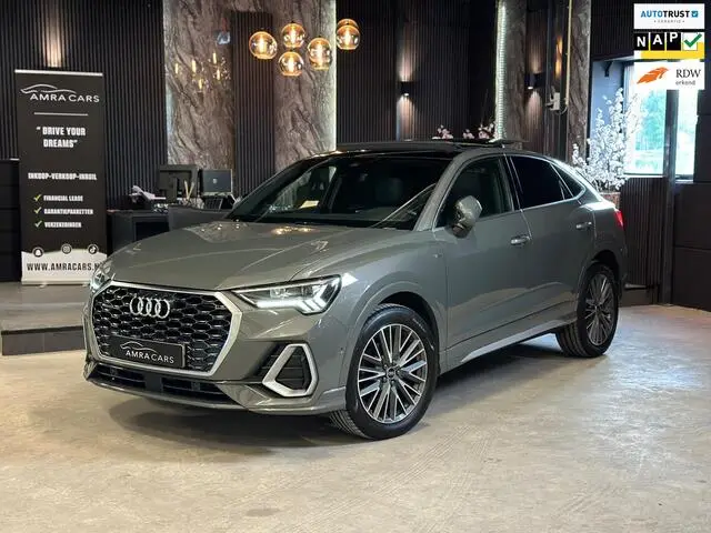 Photo 1 : Audi Q3 2021 Diesel