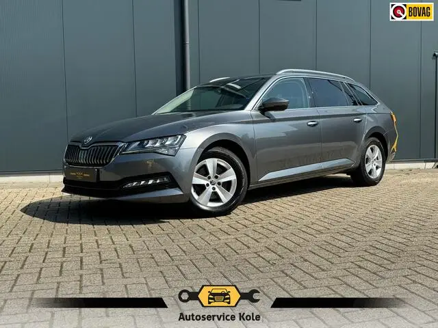 Photo 1 : Skoda Superb 2022 Diesel