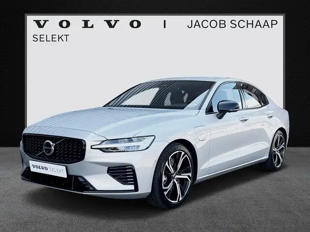 Photo 1 : Volvo S60 2023 Hybride