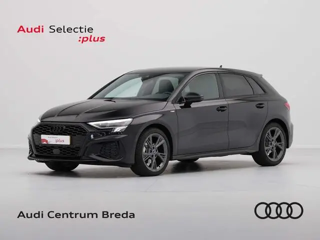 Photo 1 : Audi A3 2024 Hybrid