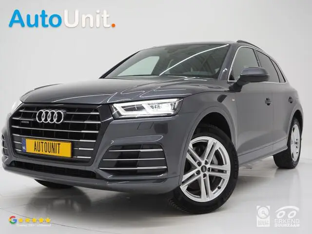 Photo 1 : Audi Q5 2020 Hybride