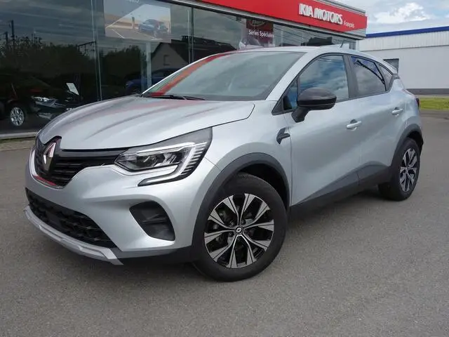 Photo 1 : Renault Captur 2023 Essence