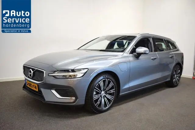 Photo 1 : Volvo V60 2019 Hybrid