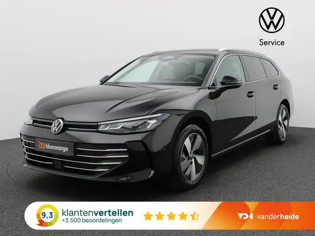 Photo 1 : Volkswagen Passat 2024 Petrol