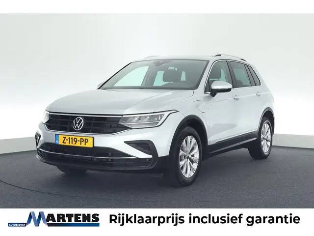 Photo 1 : Volkswagen Tiguan 2021 Hybride