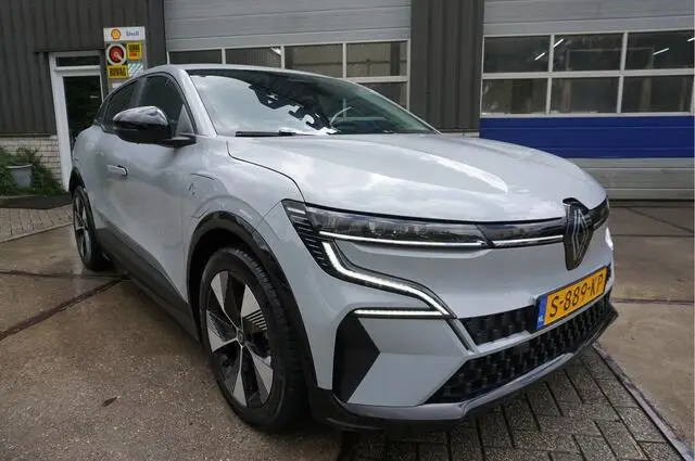 Photo 1 : Renault Megane 2023 Électrique