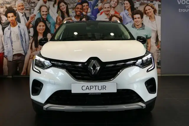 Photo 1 : Renault Captur 2022 Essence