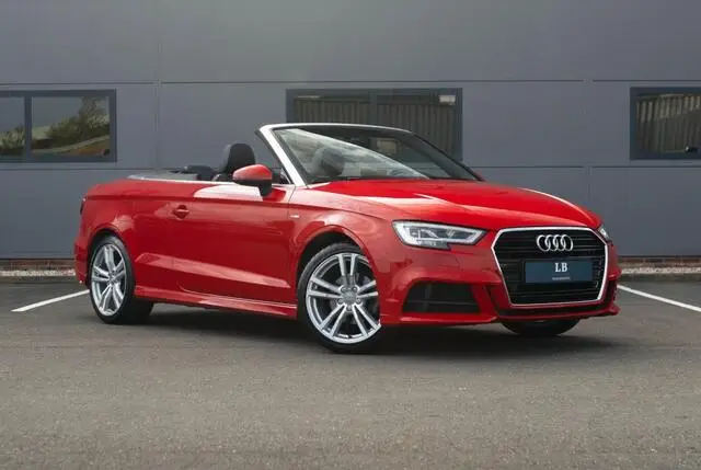 Photo 1 : Audi A3 2019 Petrol