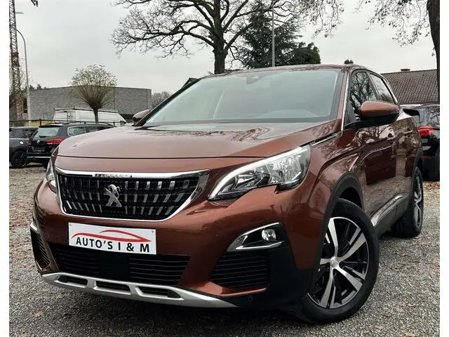 Photo 1 : Peugeot 3008 2018 Essence