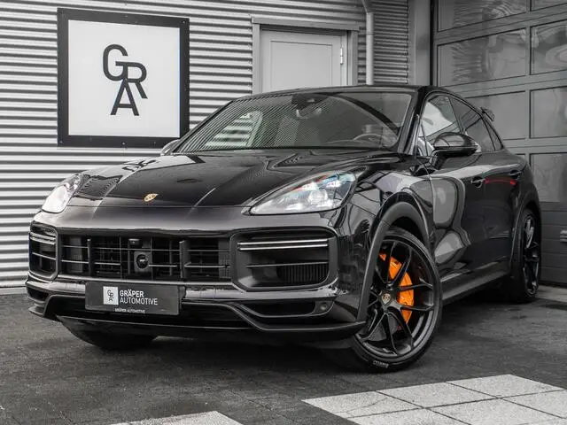 Photo 1 : Porsche Cayenne 2022 Petrol