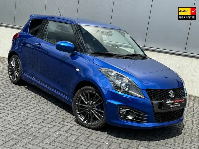 Photo 1 : Suzuki Swift 2015 Petrol