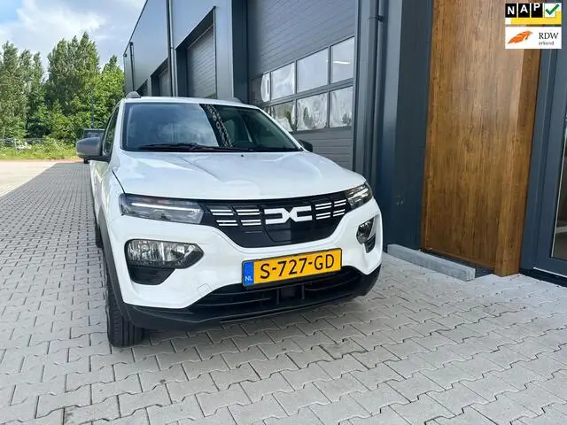 Photo 1 : Dacia Spring 2023 Electric