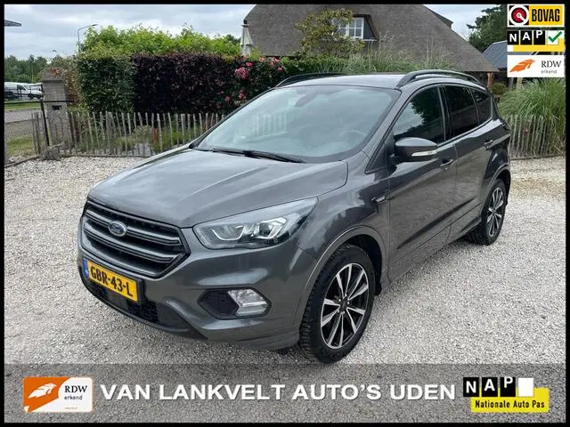 Photo 1 : Ford Kuga 2018 Essence