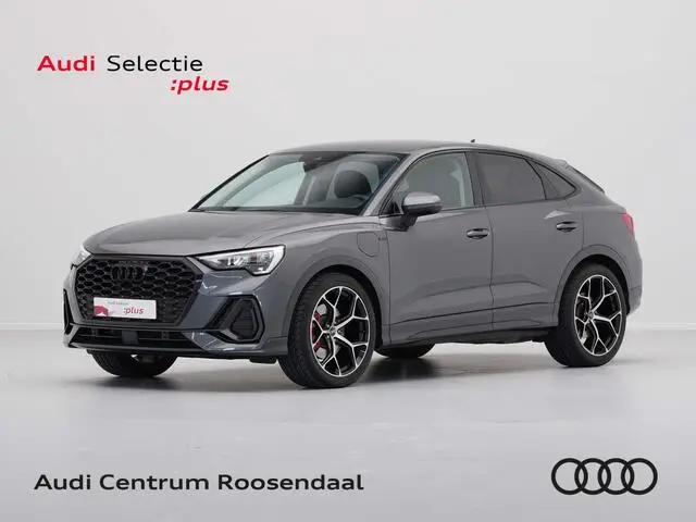 Photo 1 : Audi Q3 2022 Hybride